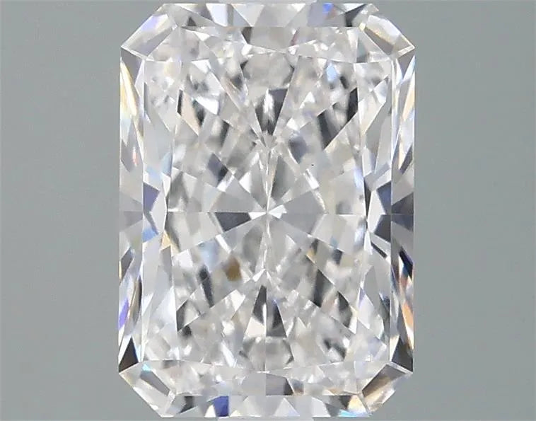 2.10ct Radiant Lab Grown Diamond (Colour E, Clarity VS1, IGI Certified)